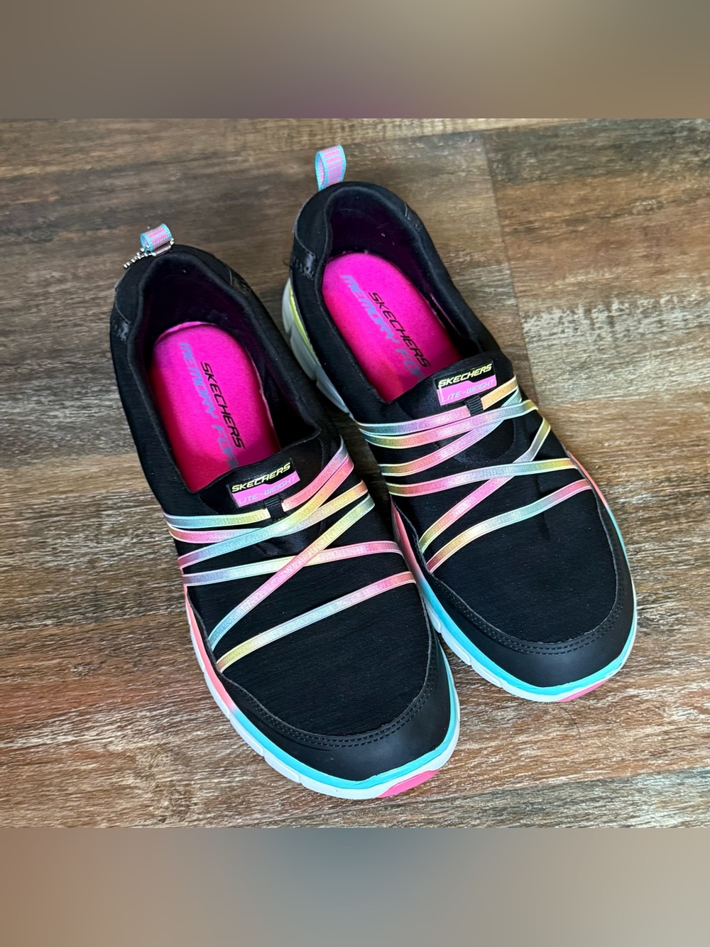 Skechers Sneakers - Picture 2 of 10